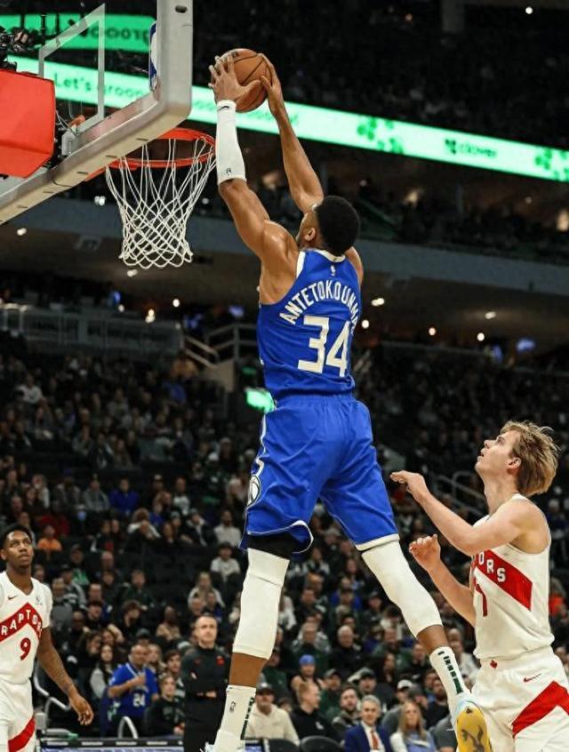 关于字母哥回归赛场，败北首场状态亮眼，TES观众沸腾！的信息